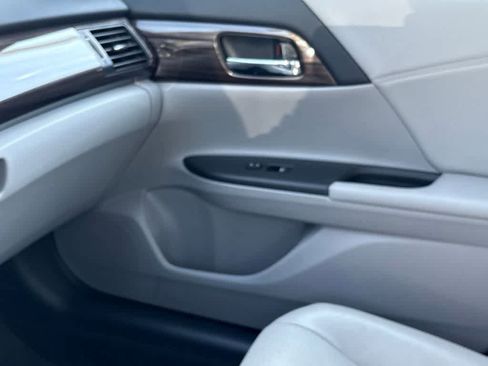 Used 2016 Honda Accord EX-L image 14