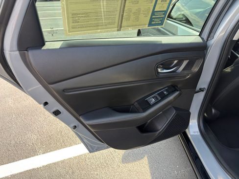 Used 2025 Honda Accord Touring image 28