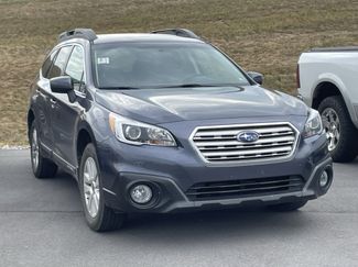 Used 2017 Subaru Outback 2.5i Premium image 1
