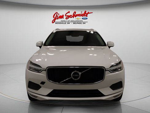 Used 2021 Volvo XC60 T5 Momentum AWD/4WD image 3