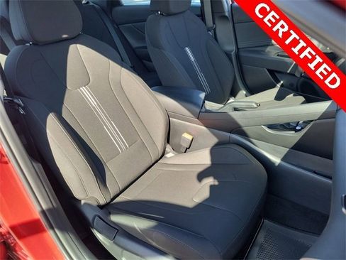 Certified 2025 Hyundai Elantra Sport w/ Cargo Package image 15