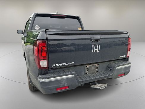 Used 2017 Honda Ridgeline RTL-T image 6