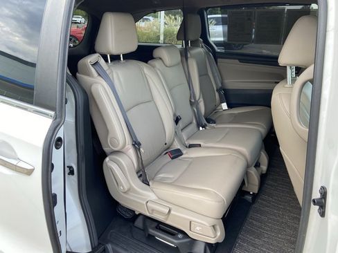 Used 2022 Honda Odyssey EX-L image 12