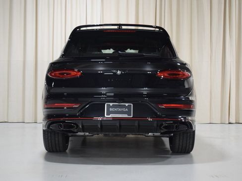 New 2025 Bentley Bentayga AWD/4WD image 14