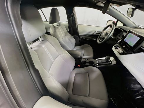 Used 2025 Toyota Corolla SE FWD image 26
