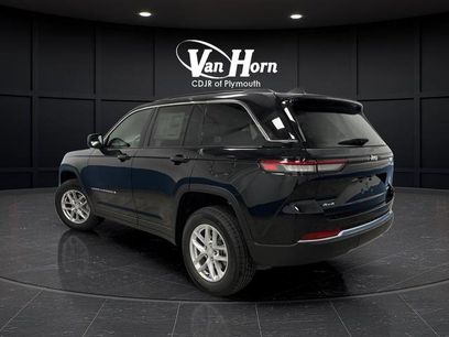 New 2025 Jeep Grand Cherokee Laredo X w/ Trailer Tow Package