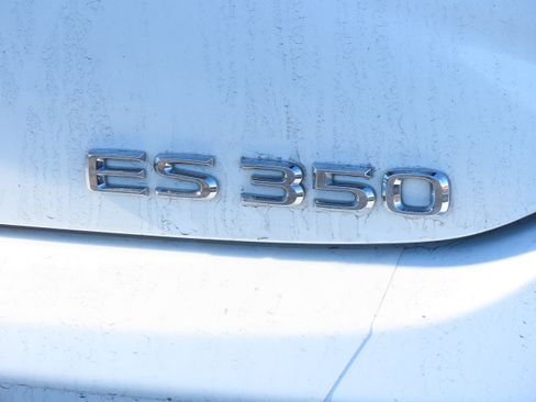 Used 2019 Lexus ES 350 w/ Premium Package image 16