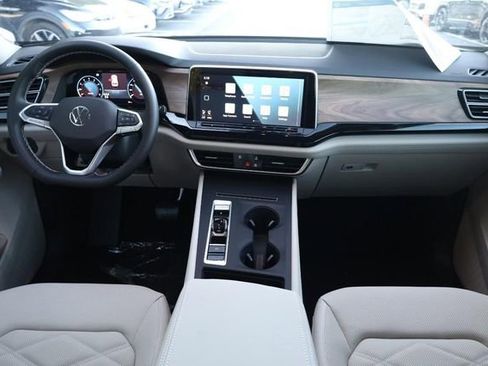 New 2026 Volkswagen Atlas SE image 23