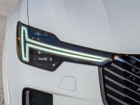 New 2026 Volvo XC90 T8 Ultra w/ Protection Package Premier AWD/4WD image 17