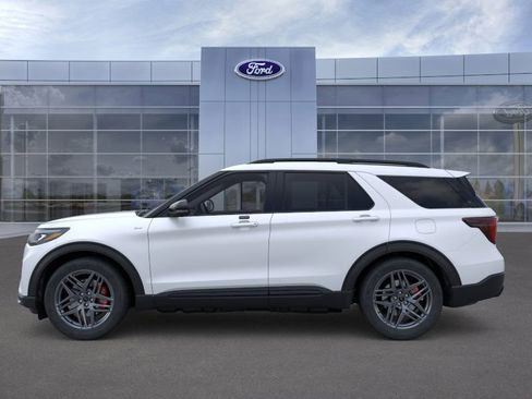New 2026 Ford Explorer ST-Line w/ ST-Line Street Pack AWD/4WD image 3