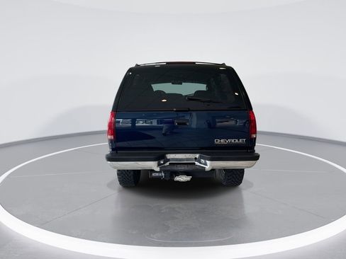 Used 1995 Chevrolet Tahoe 4WD 2-Door image 7