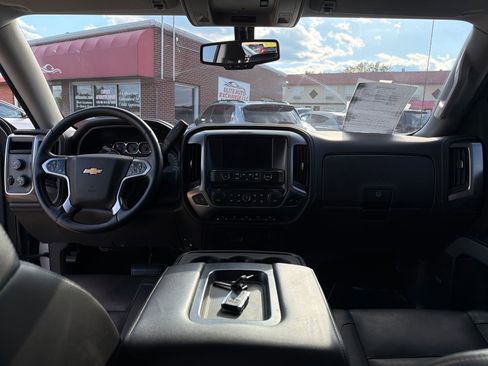 Used 2015 Chevrolet Silverado 1500 LTZ Z71 w/ LTZ Plus Package AWD/4WD image 22