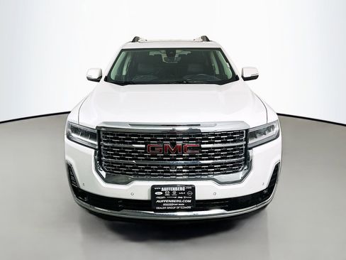 Used 2022 GMC Acadia Denali w/ Denali Technology Package FWD image 2