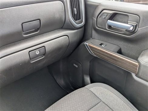 Used 2021 Chevrolet Silverado 1500 RST w/ All Star Edition Plus image 17