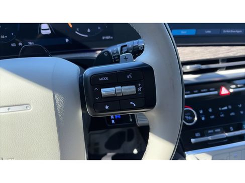 Used 2024 Hyundai Santa Fe Calligraphy FWD image 22
