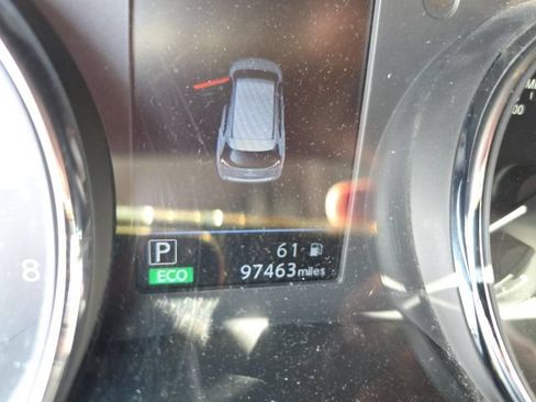 Used 2020 Nissan Rogue SV w/ Premium Package FWD image 4