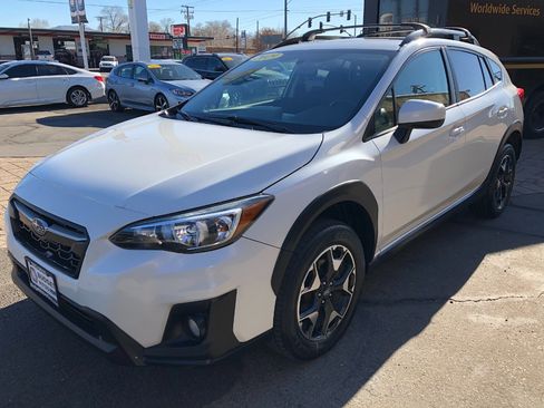 Used 2019 Subaru Crosstrek 2.0i Premium image 5