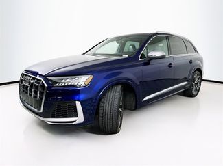Used 2022 Audi SQ7 Premium Plus w/ SQ7 Executive Package video 2