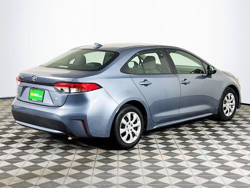 Used 2022 Toyota Corolla LE FWD image 10