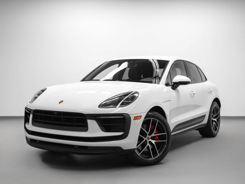Used 2022 Porsche Macan S AWD/4WD image 6