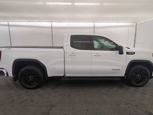 Used 2022 GMC Sierra 1500 Elevation w/ Preferred Package image 7