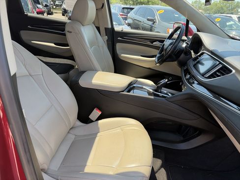 Used 2019 Buick Enclave Premium w/ Experience Buick Package AWD/4WD image 13
