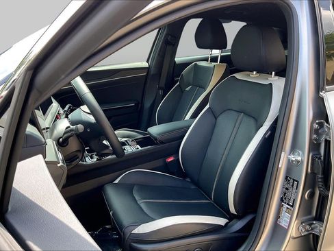 Used 2025 Kia K5 GT-Line FWD image 24
