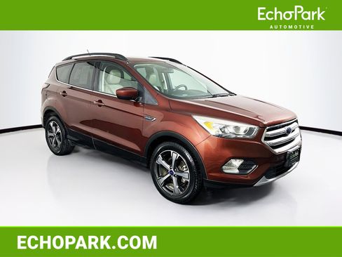 Used 2018 Ford Escape SEL image 1