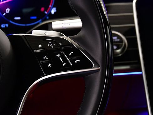 Used 2025 Mercedes-Benz S 580 4MATIC Sedan image 20