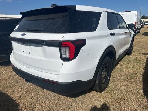New 2025 Ford Explorer 4WD Police Interceptor image 2