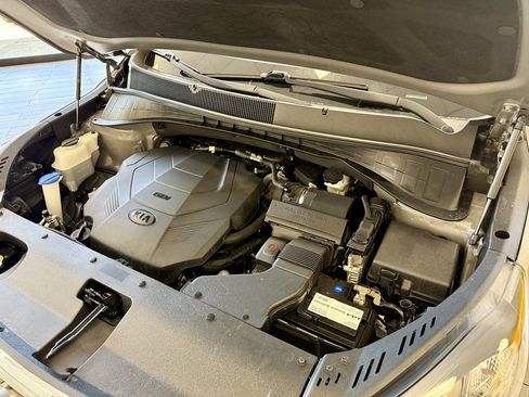 Used 2019 Kia Sorento EX FWD image 19