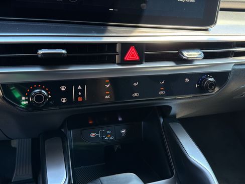 New 2026 Kia Sorento LX FWD image 21