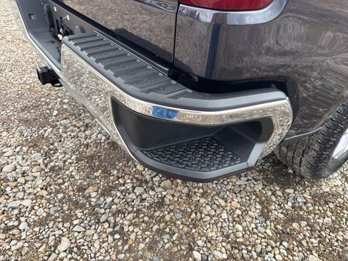 Used 2023 Chevrolet Silverado 1500 LT image 39