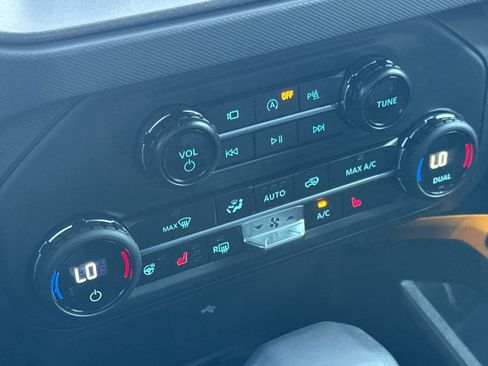 Used 2024 Ford Bronco Badlands image 21