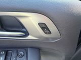 New 2025 Chrysler Pacifica Select image 6