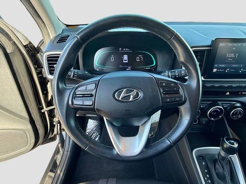 Used 2023 Hyundai Venue SEL w/ Cargo Package FWD image 11