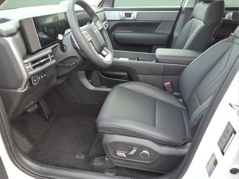 New 2026 Hyundai Santa Fe SEL FWD image 9