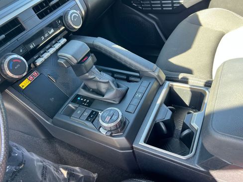 Used 2025 Toyota 4Runner TRD Off-Road image 35