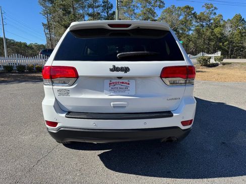 Used 2017 Jeep Grand Cherokee Laredo w/ Quick Order Package 2BE image 34