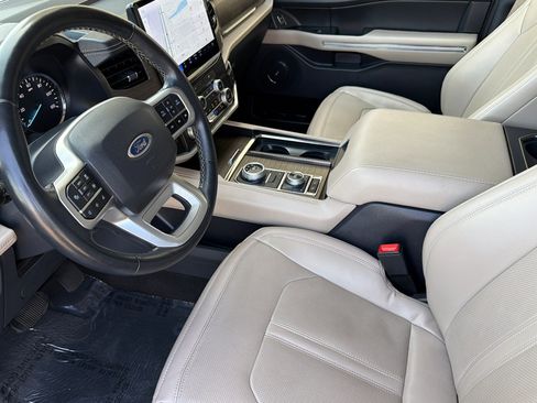 Used 2024 Ford Expedition Max Limited AWD/4WD image 10