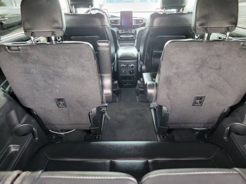 Certified 2023 Ford Explorer ST w/ Equipment Group 401A AWD/4WD image 9