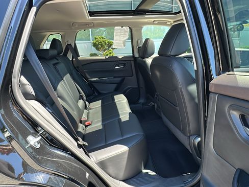 Used 2023 Nissan Rogue SV w/ SV Premium B Package AWD/4WD image 24