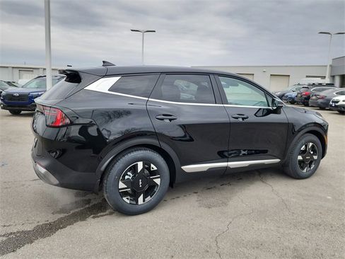New 2026 Kia Sportage LX w/ LX Convenience Package image 2