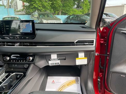 New 2026 Mitsubishi Outlander SE FWD image 28