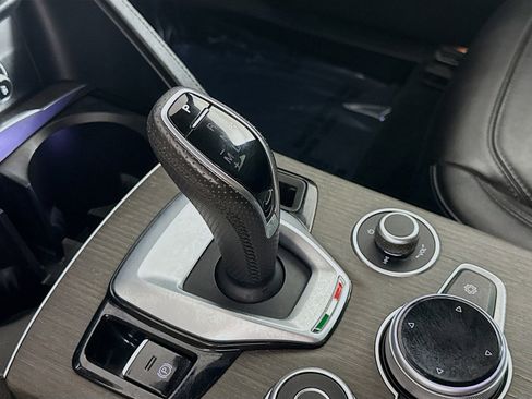 Used 2022 Alfa Romeo Stelvio Ti w/ Active Assist Plus Package image 20
