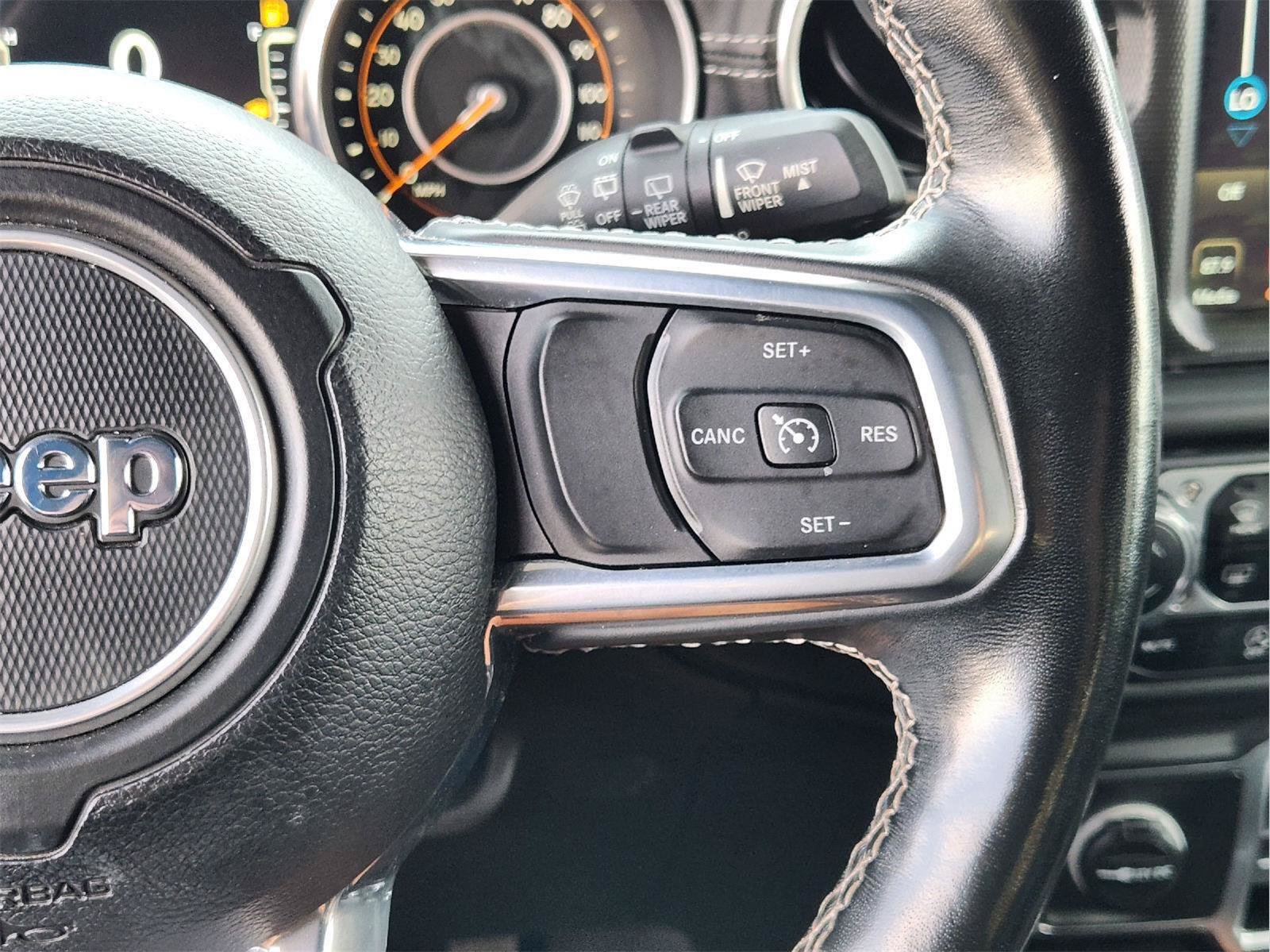 Used 2021 Jeep Wrangler Unlimited Sahara AWD/4WD image 31