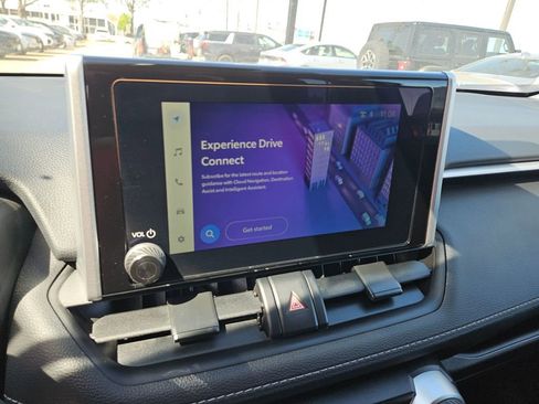 Used 2025 Toyota RAV4 XLE image 21