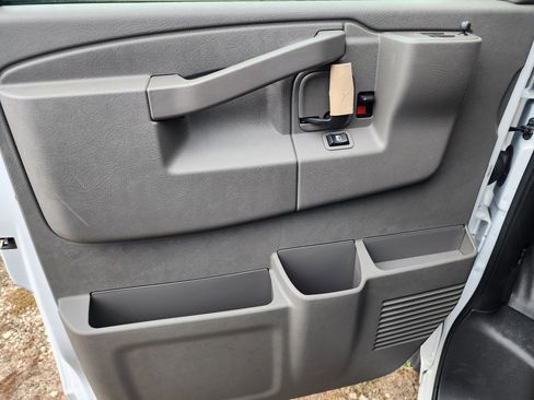 New 2025 Chevrolet Express 2500 w/ Driver Convenience Package image 23