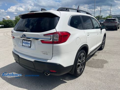 Used 2025 Subaru Ascent Limited w/ Popular Package #1 AWD/4WD image 5