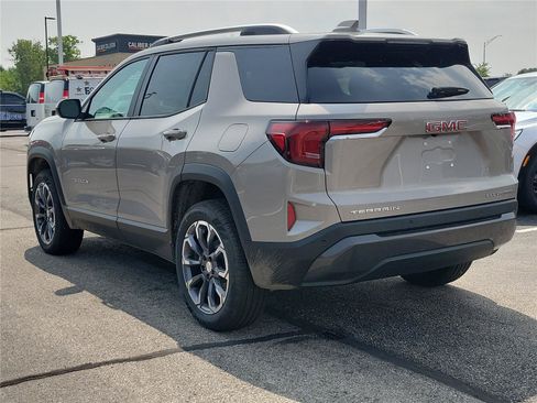 New 2027 GMC Terrain Elevation w/ Elevation Premium Package FWD image 33